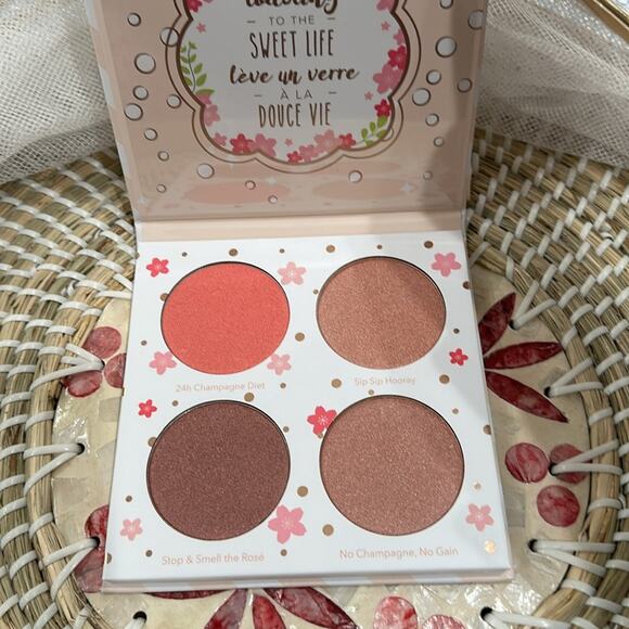 Beauty bakerie cotton candy champagne blush lighter palette - Picture 1 of 7
